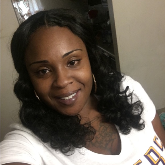 Meet your Posher, Cierra - Picture 1 of 1